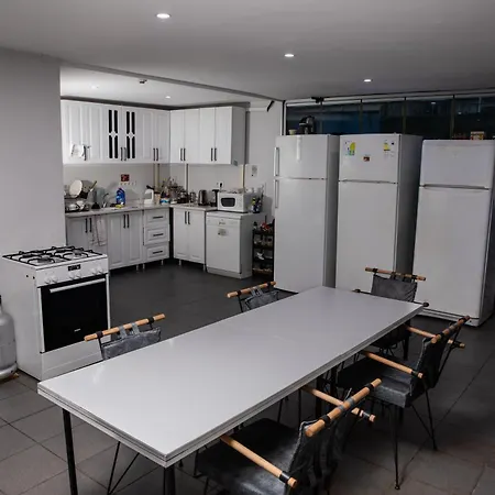 In A Digital Nomad House 106 شقة اسطنبول